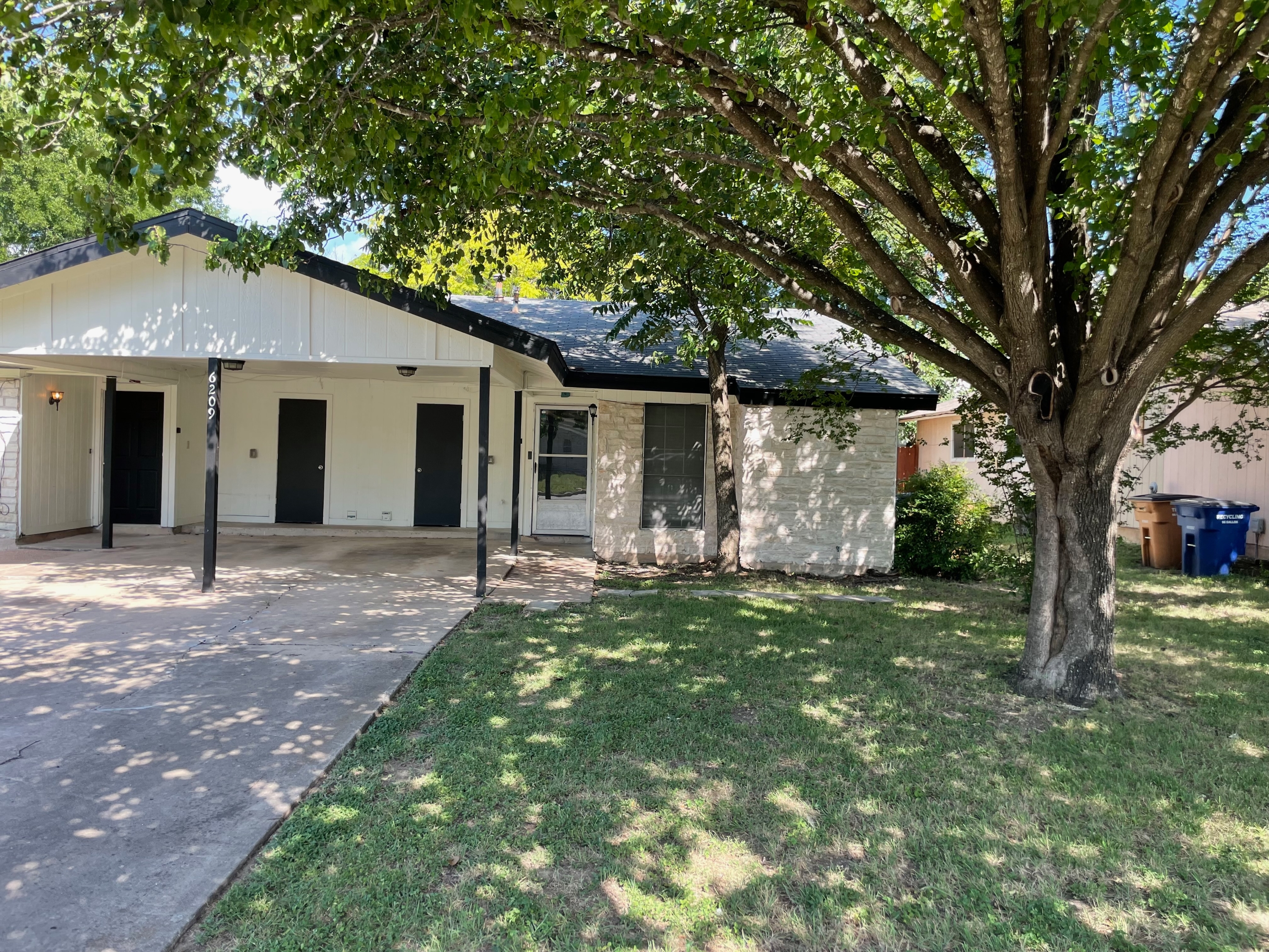 6209 Emerald Forest Drive - B