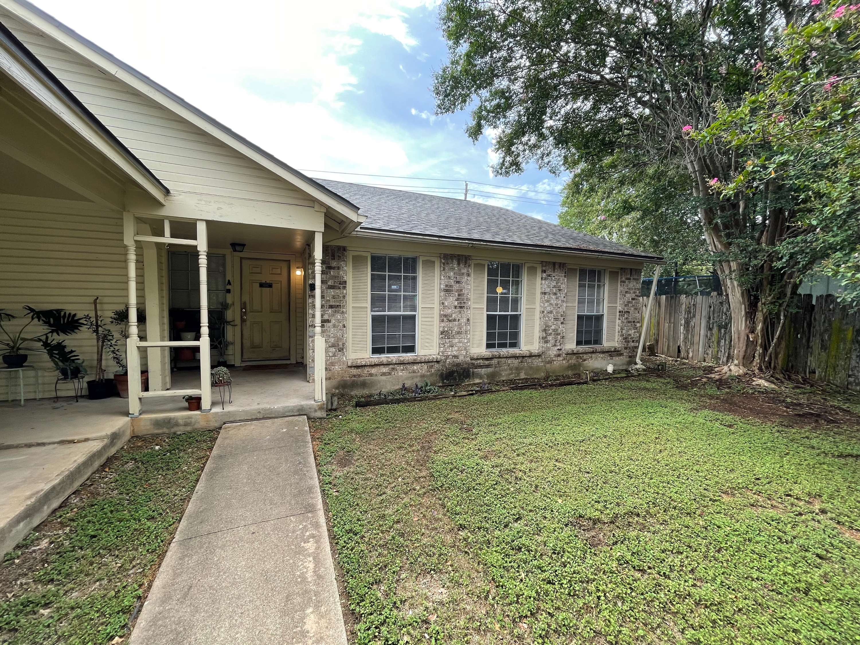 7603 Woodstone Cove - B