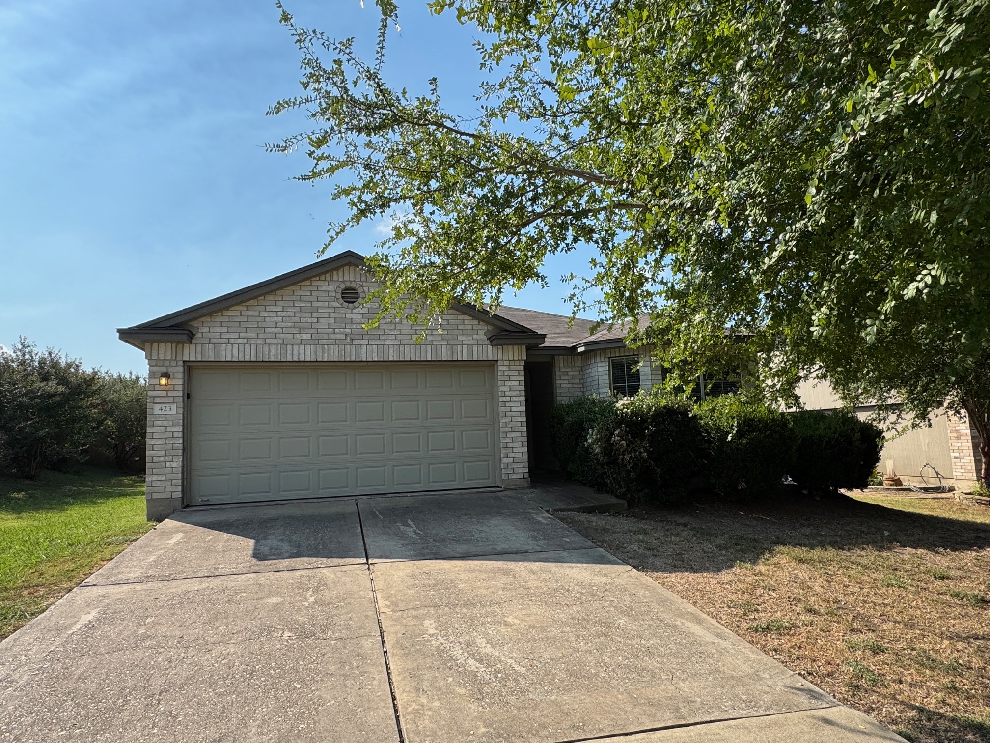 423 Paddington Dr
