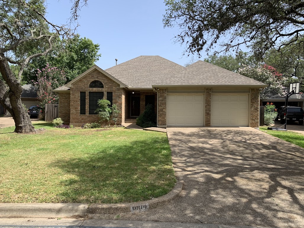 6104 John Chisum Lane