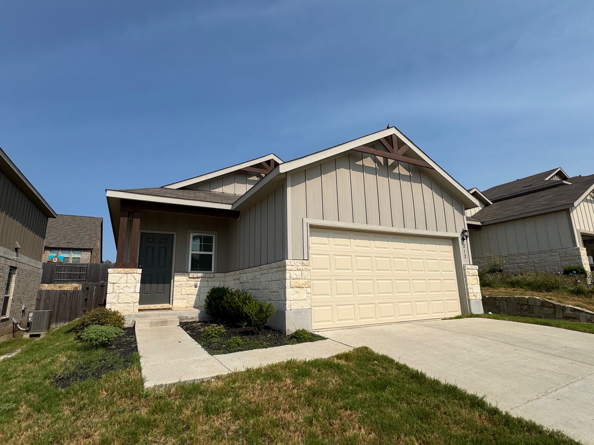 212 Nettletree Drive