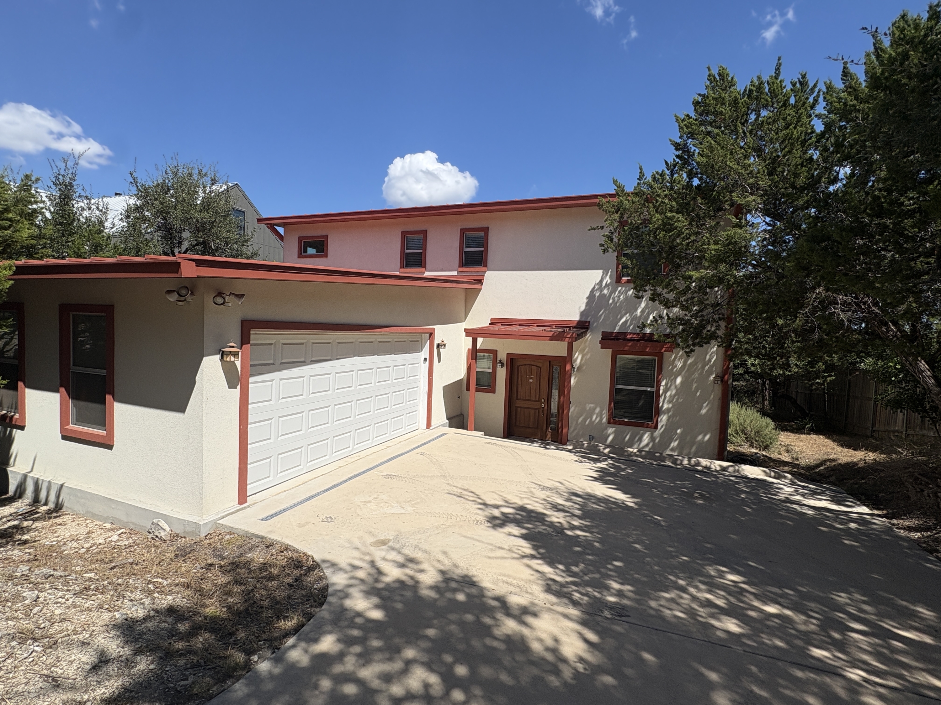 841 Scenic Circle