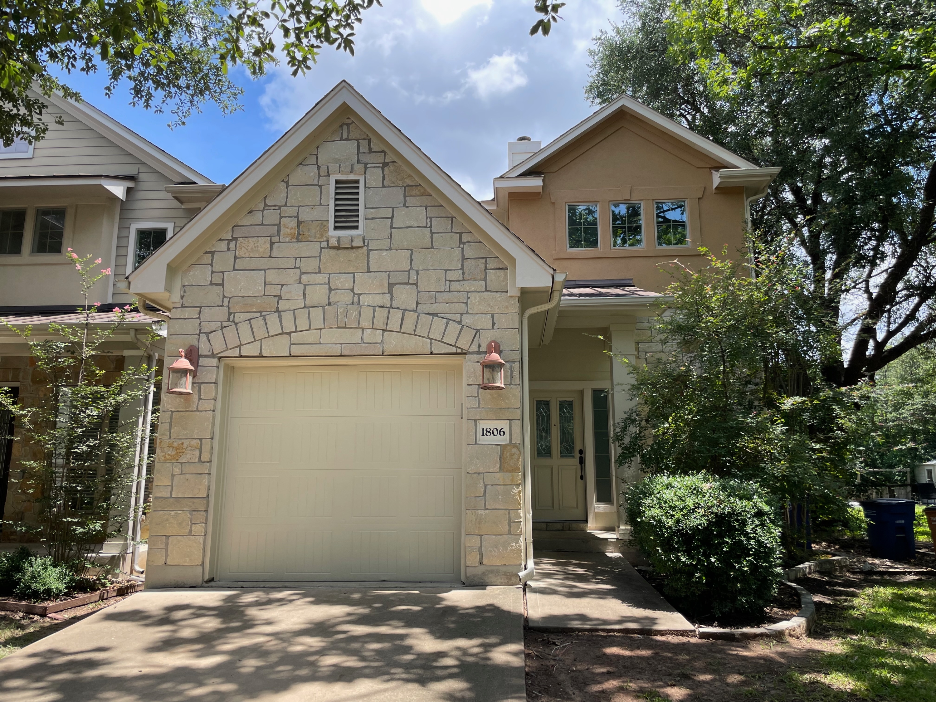 1806 Crown Drive
