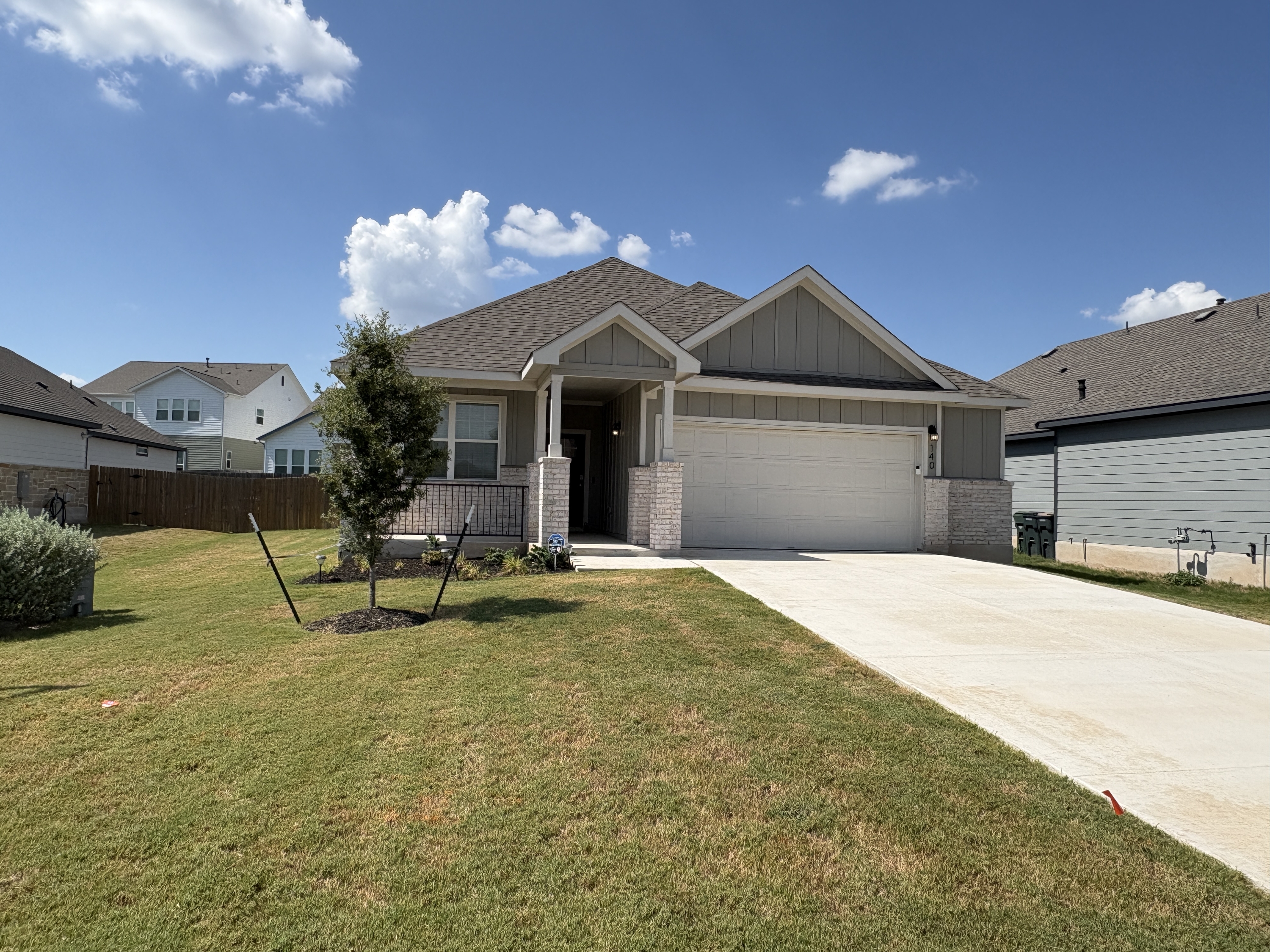 140 Saddle Cove